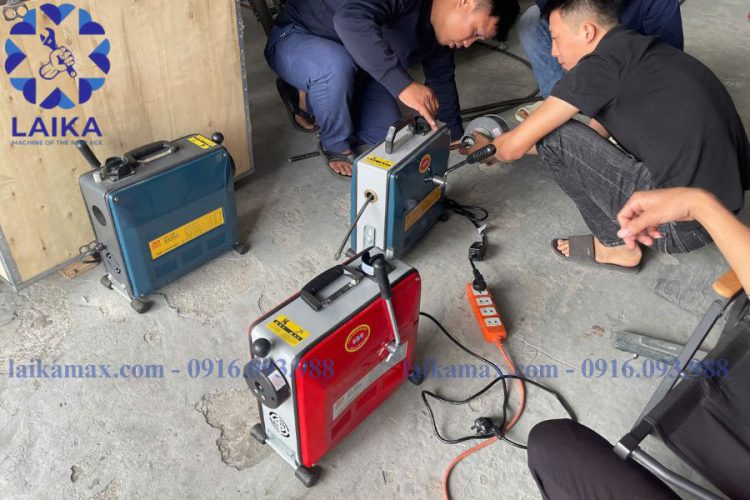 Mẫu máy xử lý tắc cống tại nhà vô cùng tiện lợi