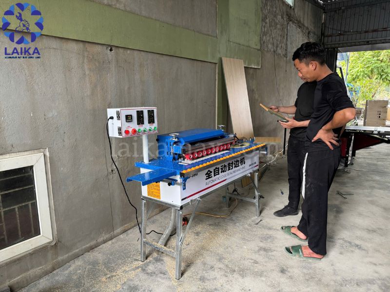 Thực tế khách hàng trước khi bàn giao máy dán cạnh SU-390 tại Tuyên Quang